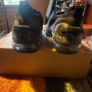 NIKE AIRVAPORMAX 2020